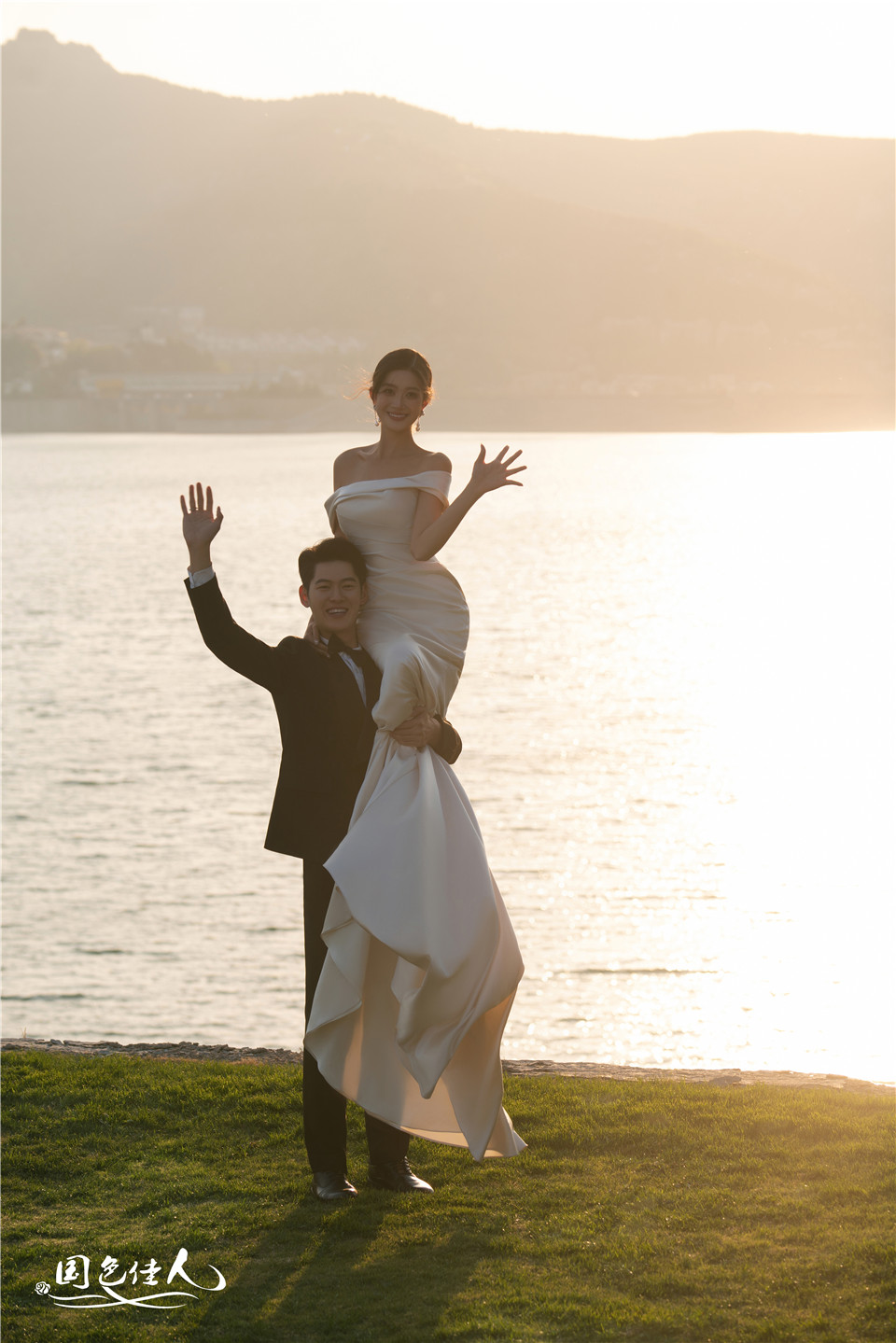 厦门婚纱摄影口碑商家国色佳人推荐夕阳风格