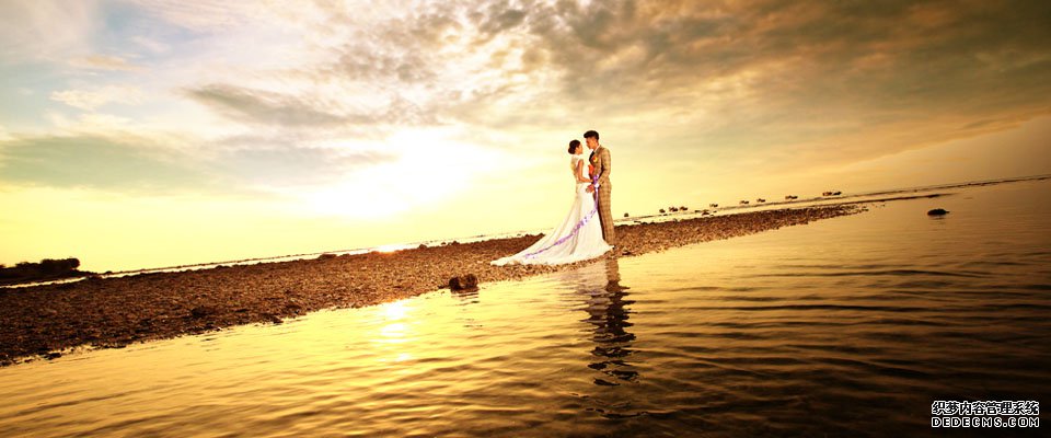 戴戒指是有考究的