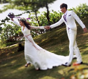 在厦门选择哪个季节拍婚纱照？