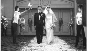 国外西式婚庆是如何撒花的？