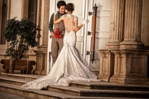 在龙岩拍婚纱照时如何展现甜美的笑容，让新娘