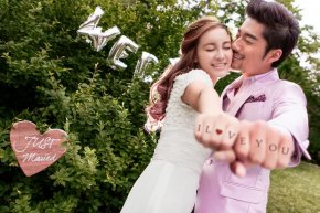 婚礼现场的多种元素可令完美婚礼如花绽放浪漫