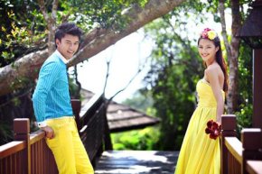 帅气新郎礼服巧挑选