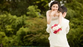 唯美婚纱彰显出新娘女神般高贵-厦门拍婚纱照