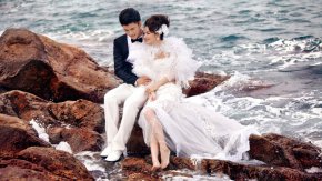 唯美的新娘美甲 做时髦漂亮新娘