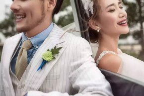 厦门婚纱摄影韩式婚纱照的姿势该怎么摆