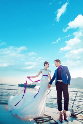 当户外婚礼遇上雨的时候这些创意更显浪漫