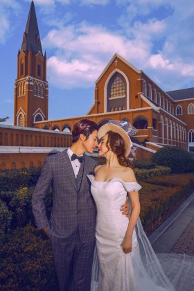 创意婚宴邀请短信范文 个性的婚宴邀请函