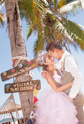 举行浪漫沙滩婚礼多少钱 沙滩婚礼费用