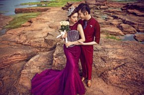 厦门婚纱照补妆技能大放送 新娘妆持久的关健