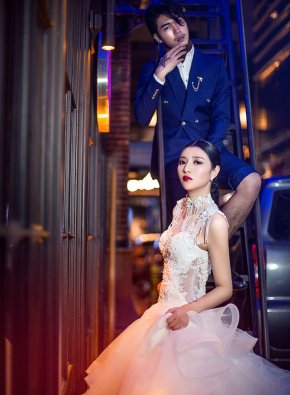 结婚婚宴回请新娘礼服推荐