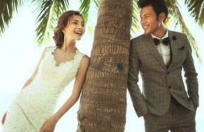 婚礼手腕花戴法解析提升优雅时尚气质