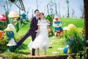 90后新人的另类婚礼酒吧婚礼策划方案