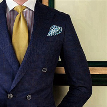 新郎配饰有哪些 新郎礼服搭配技巧