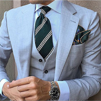 新郎配饰有哪些 新郎礼服搭配技巧