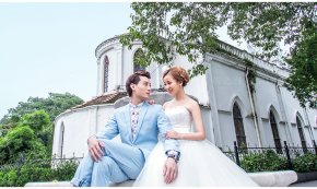 婚纱种类繁多但是拍婚纱照选什么最实用呢