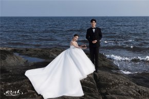 厦门礁石海景婚纱照攻略｜厦门国色佳人婚纱摄