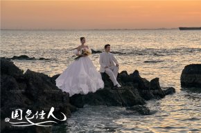 厦门夕阳海景婚纱照攻略｜拍出自带暖调电影感